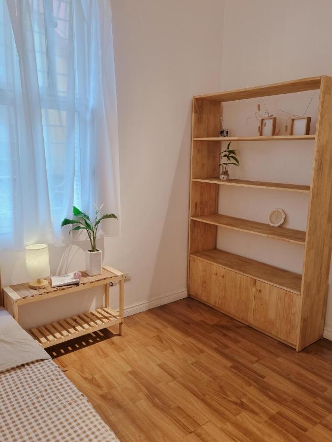 Standard Zimmer mit Kingsize-Bett